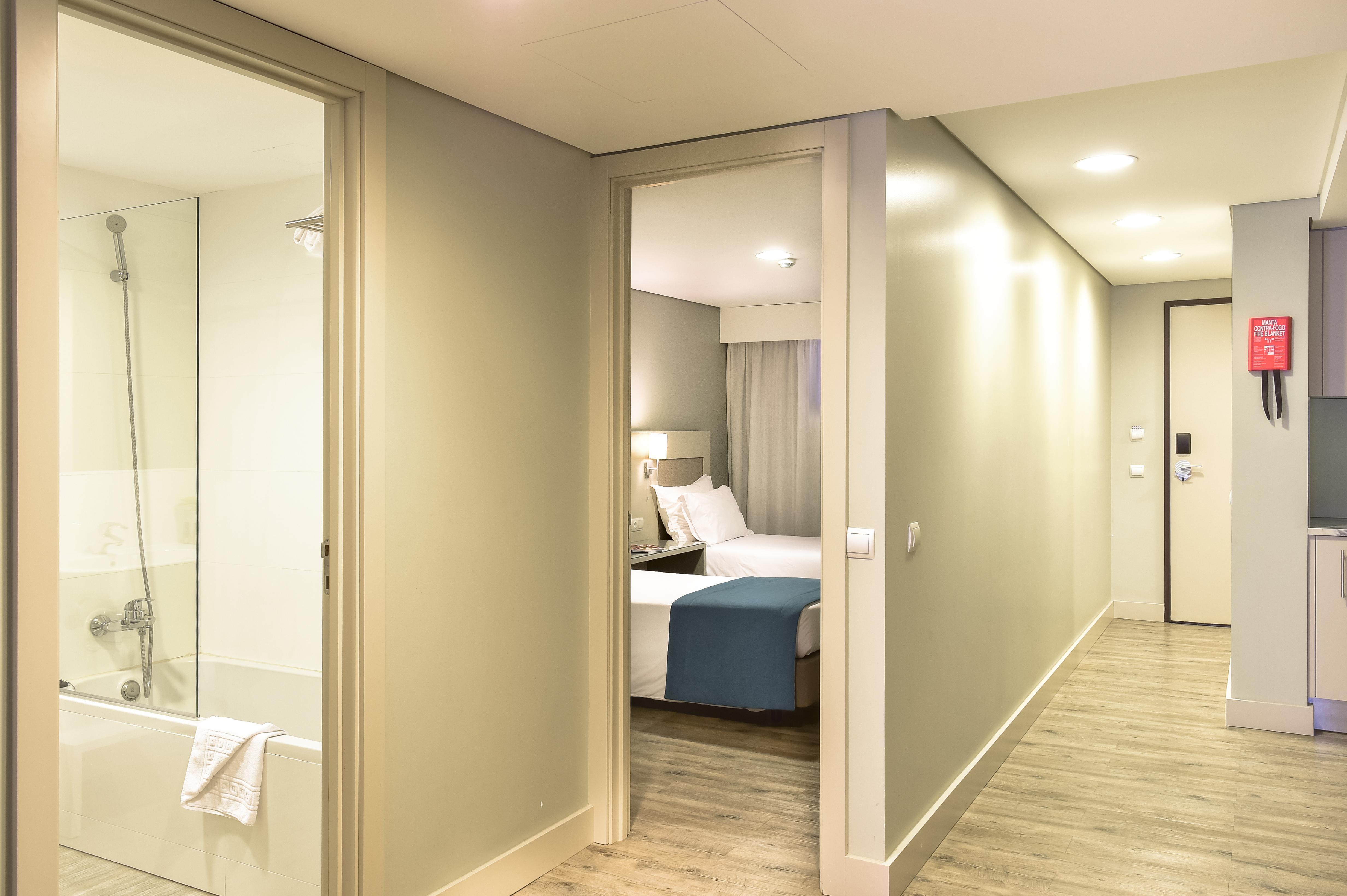 Apart-hotel Aqualuz By The Editory 4*