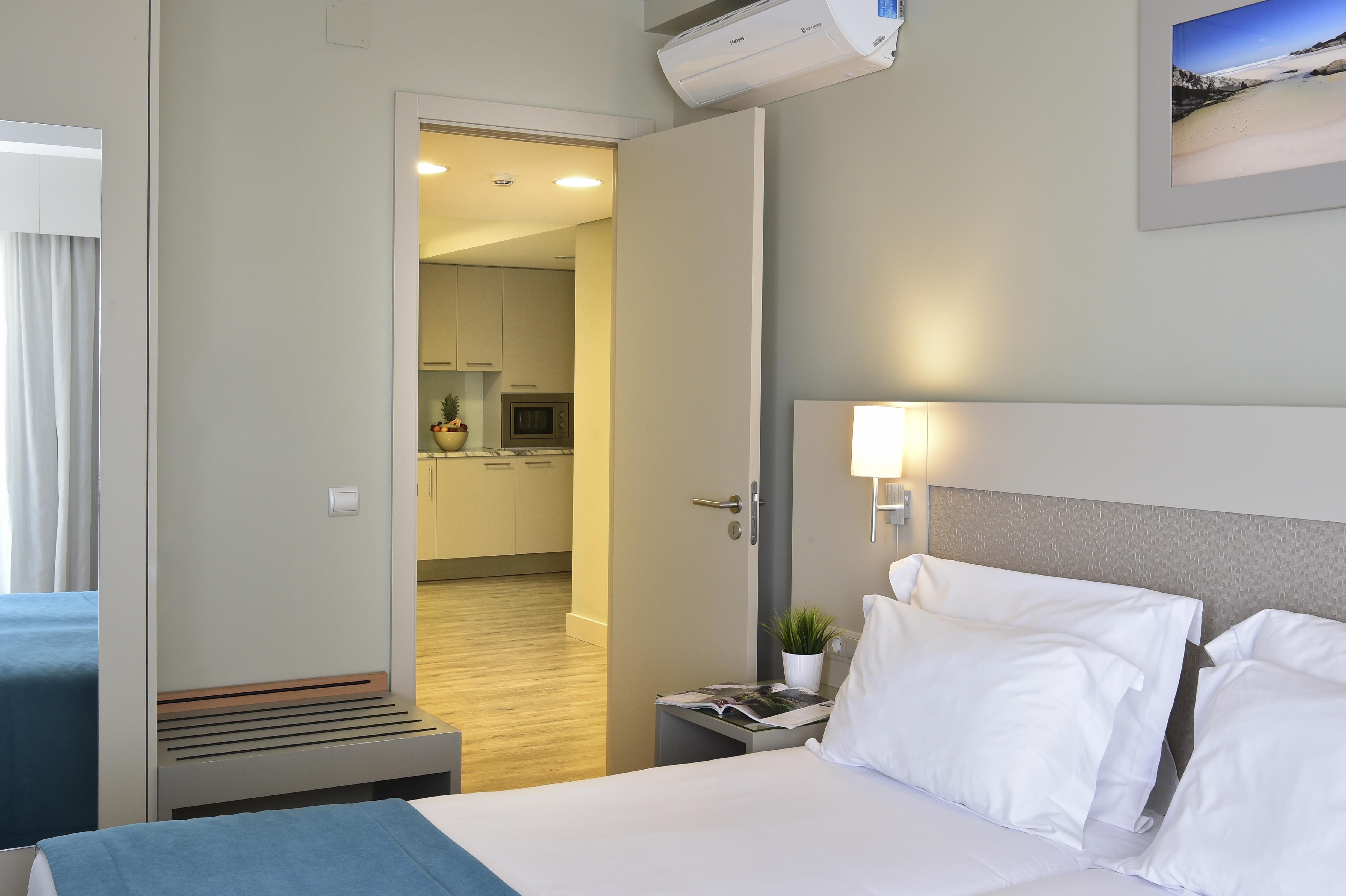 Apart-hotel Aqualuz By The Editory